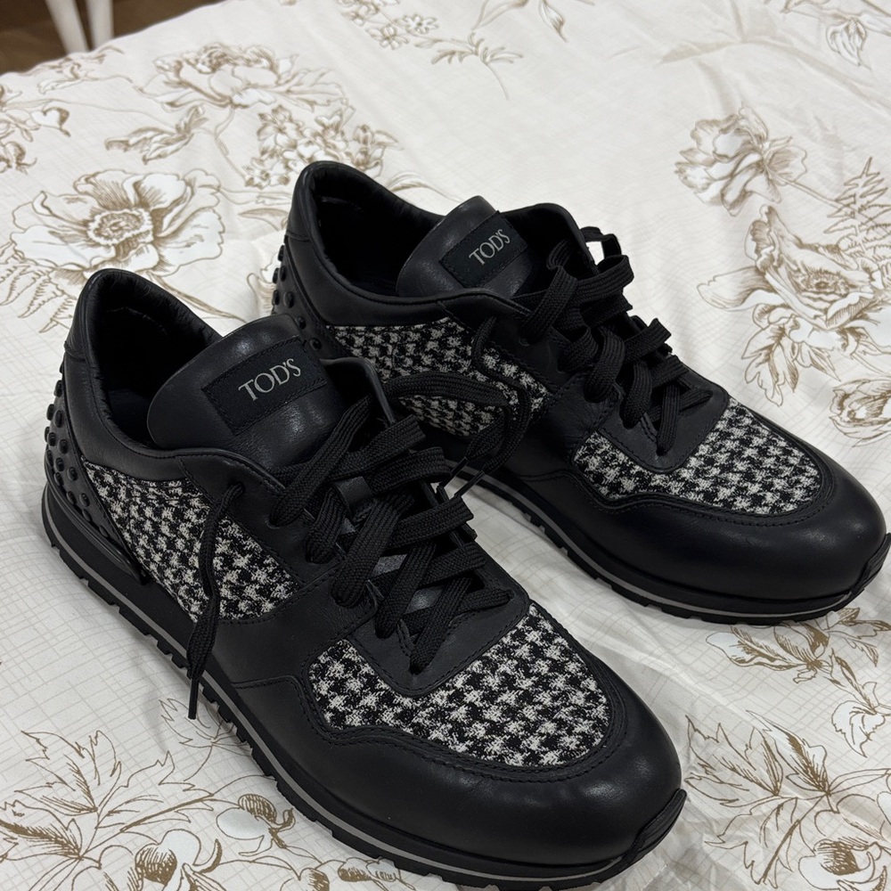 Tod's Black and White Men's Sneakers